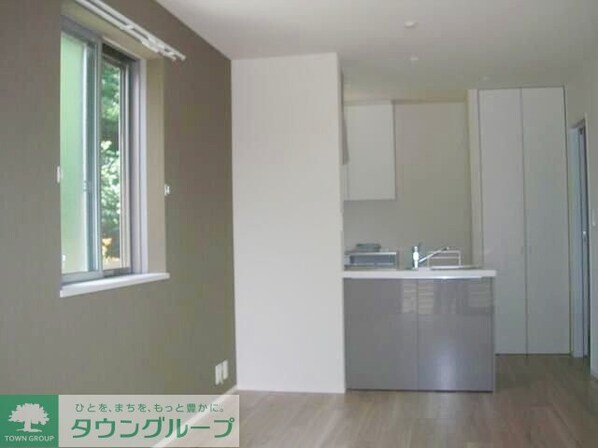 日新町2丁目戸建の物件内観写真